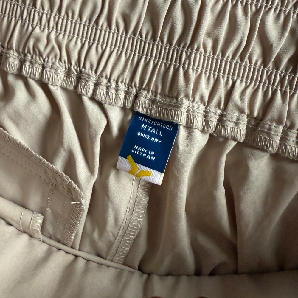Old Navy StretchTech Wide-Leg Pants Quick-Dry Tan Beige Gorpcore size M Tall - Picture 3 of 4